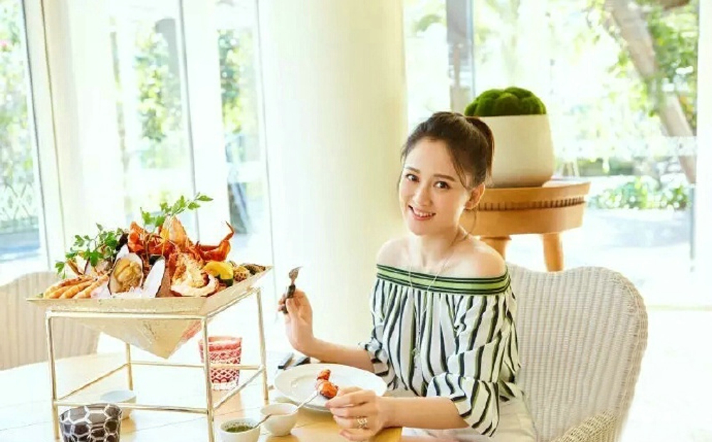 陈乔恩最新杂志大片 美颜盛世 颜值气质依旧美丽[9]