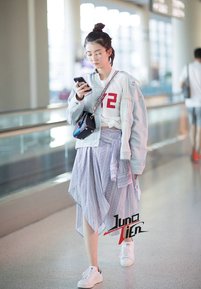 乔欣机场街拍 时尚优雅 淑女气质特别迷人呢[5]