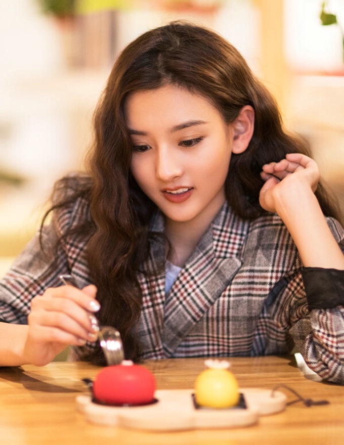 宋祖儿气质小花美得不像话[4]