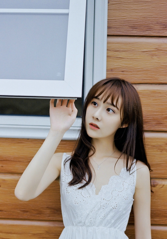 曹曦月唯美小清新户外写真[4]