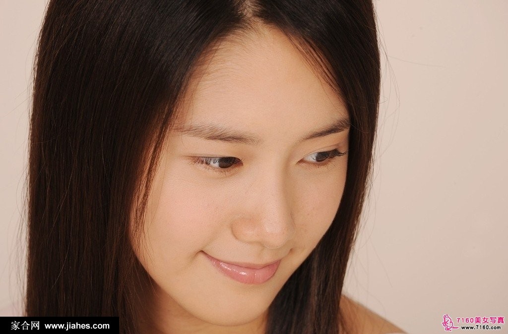 林允儿温婉可人迷住无数宅男眼[3]