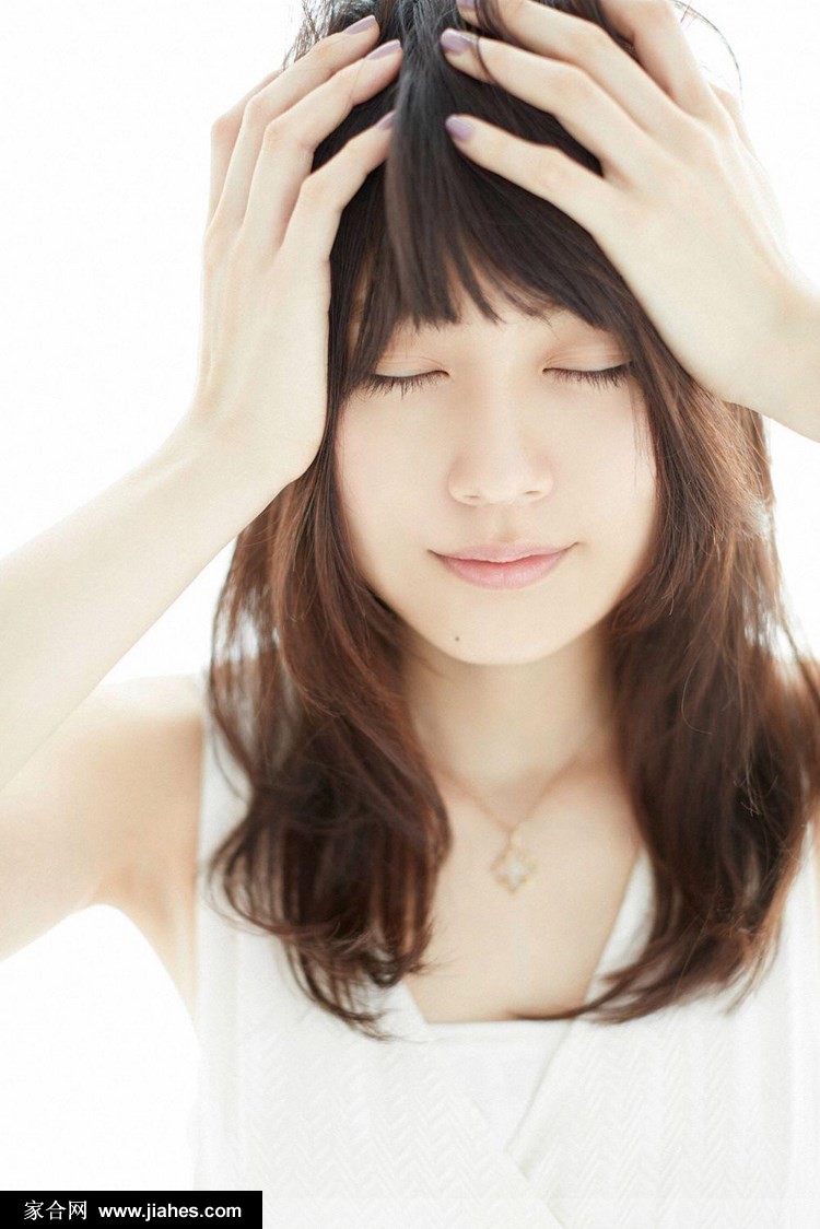 日本美女有村架纯长相清纯笑容甜美写真图片