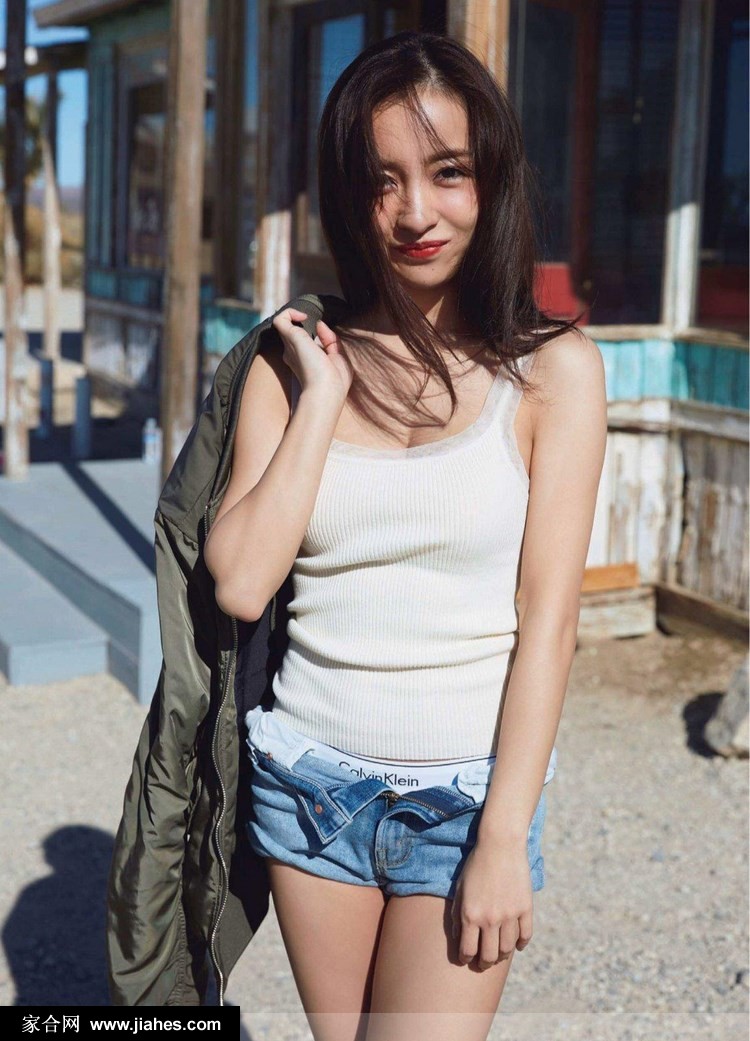 日本av美女板野友美魅惑眼神床上情趣内衣写真图片[9]