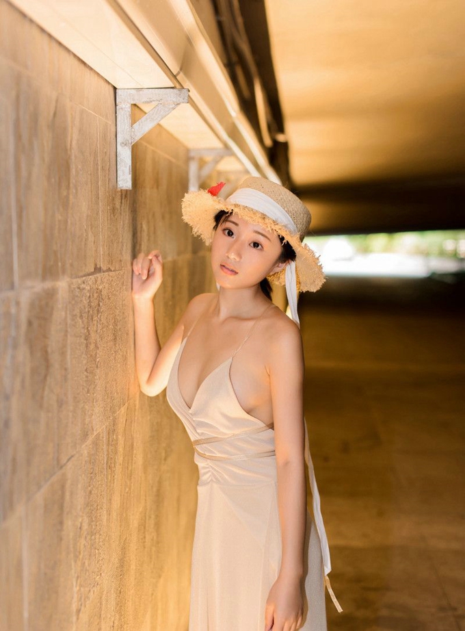 美乳女神苍井优香吊带豪乳诱惑写真[11]